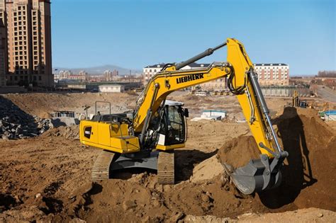 liebherr r 920 compact litronic crawler excavator|R 920 Litronic .